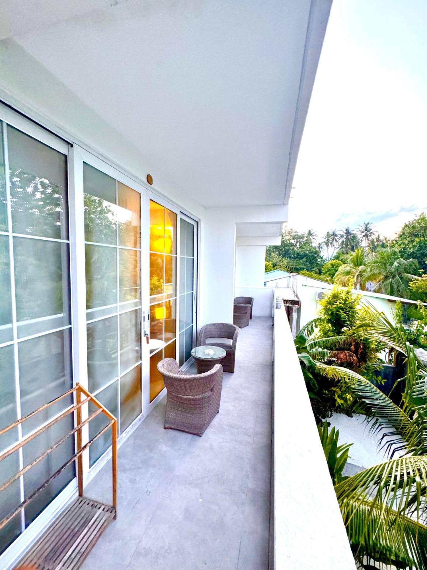 Sands Grand Dhigurah  Exterior foto