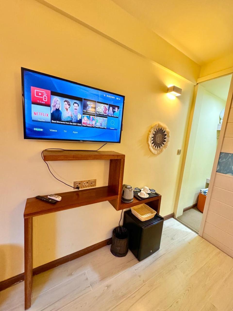 Sands Grand Dhigurah  Exterior foto